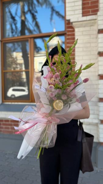 Букет розовых гладиолусов с ЛИМОНОМ